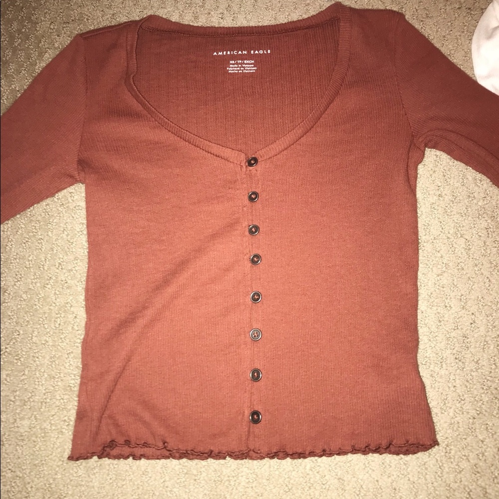 American Eagle long sleeve scooped neck sweater